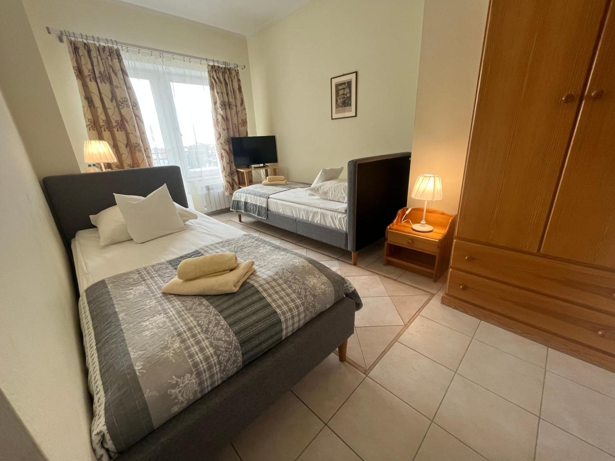 Gosciniec Jantar Hotel Gizycko Luaran gambar